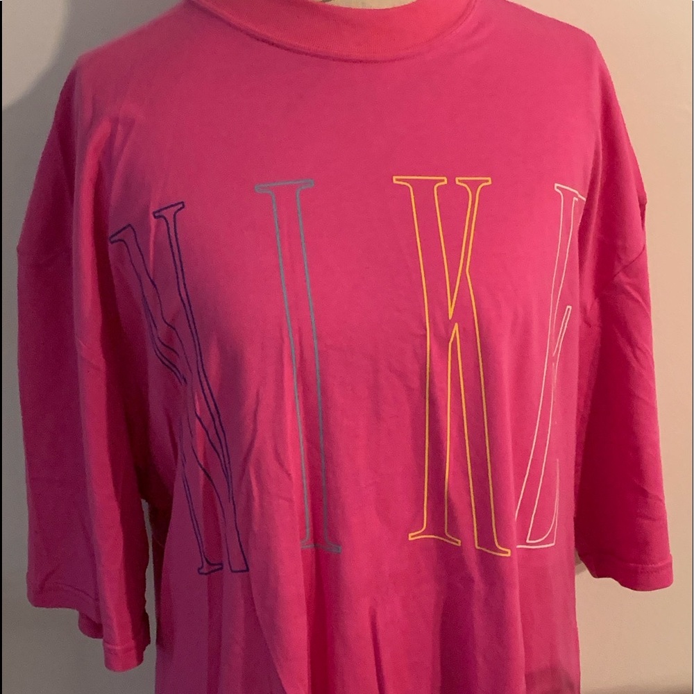Nike tee
